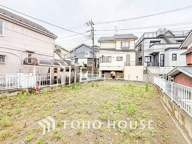 閑静な住宅地で小さなお子様がいるご家族にも安心な住環境が魅力です。