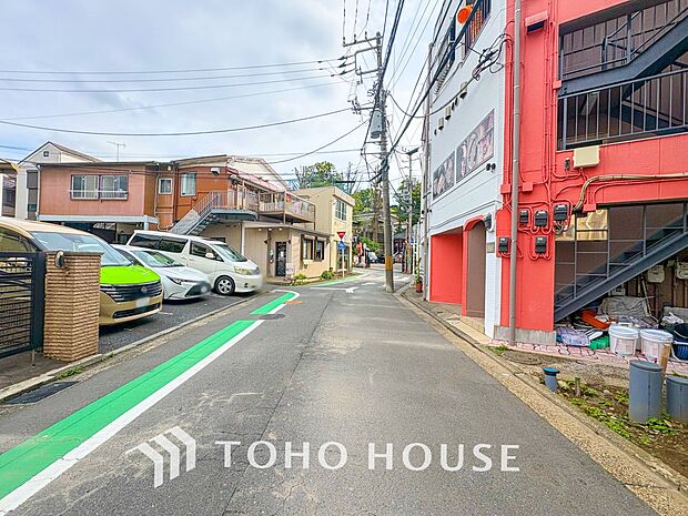 落ち着きのある閑静な住宅街。きっとここからご家族のかけがえのない想い出が作られることでしょう。