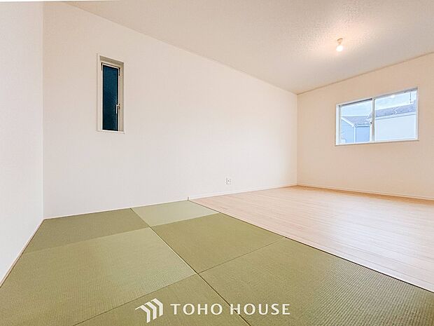来客時や一息つきたいときなどに利用できる用途多様な空間です。