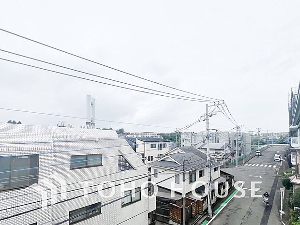 開放的で気持ちの良い眺望と青い空を満喫できます。