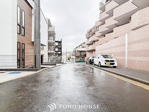 落ち着きのある閑静な住宅街。きっとここからご家族のかけがえのない想い出が作られることでしょう。