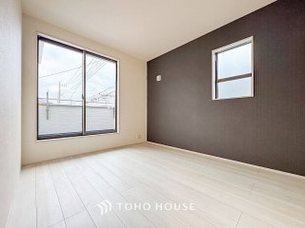 環境の良い場所にセンス良く暮らしたい、こだわりの室内には至福のシーンが繰り広げられます。