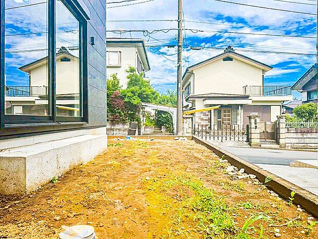 毎日の暮らしの中に癒しを与えてくれるお庭スペース。