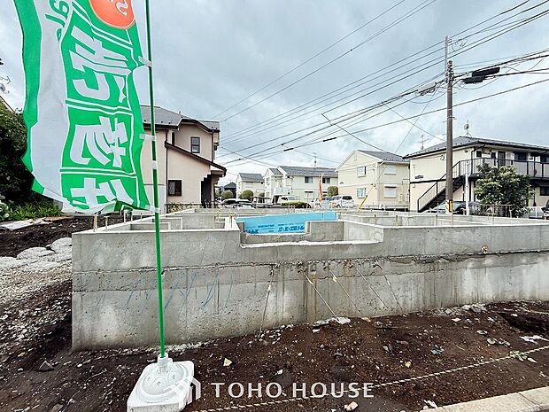 閑静な住宅地で小さなお子様がいるご家族にも安心な住環境が魅力です。