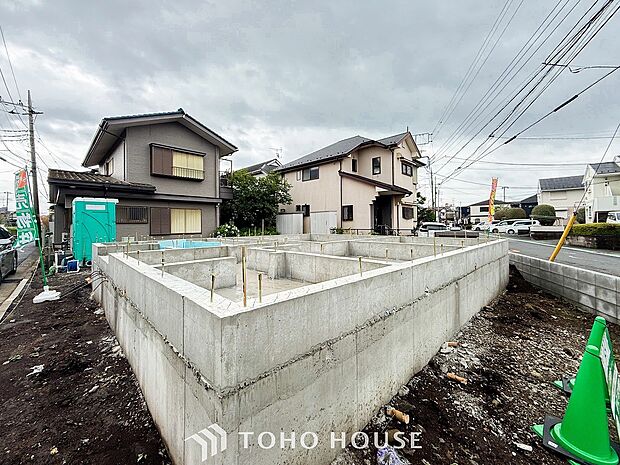現地土地写真『快適』は「家」と「街」と「環境」が調和した時に訪れるだと改めて感じさせてくれます。