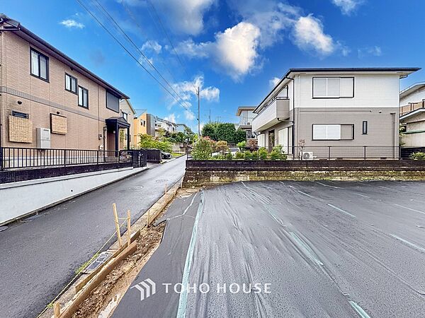 表現された空間は豊かな光と風を纏い、暮らしの時間を豊かにしてくれます。