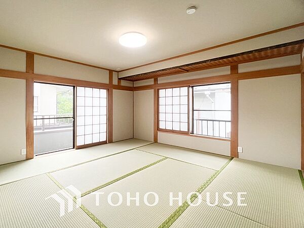 1日の疲れを癒し、心地よく寛げるようゆったりとした広さを確保しています。