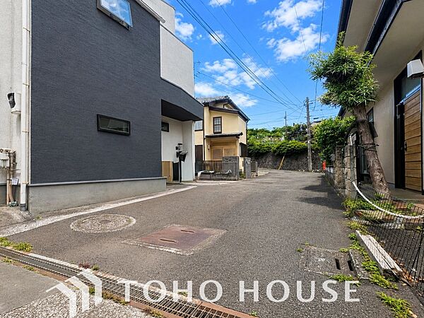忙しく過ぎゆく日常を置き去るほど、ゆったりした時間が流れる住環境。