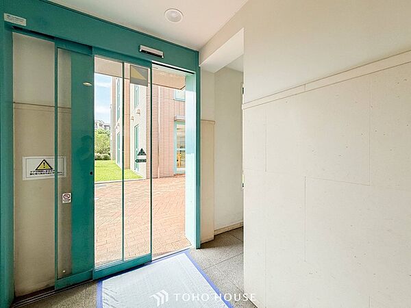 落ち着きある閑静な環境で寛ぎに満ちた暮らしが始まります。