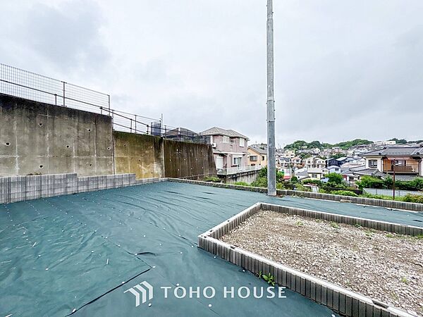 静かで落ち着いた住宅街、大切な家族と育てる居心地のいいマイホーム。