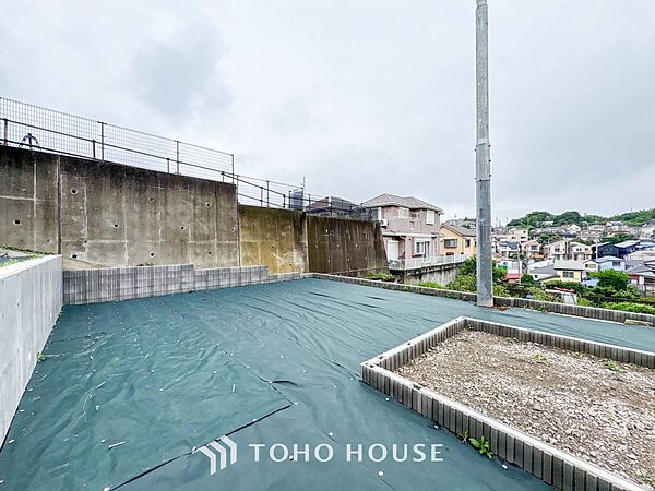閑静な住宅地で小さなお子様がいるご家族にも安心な住環境が魅力です。
