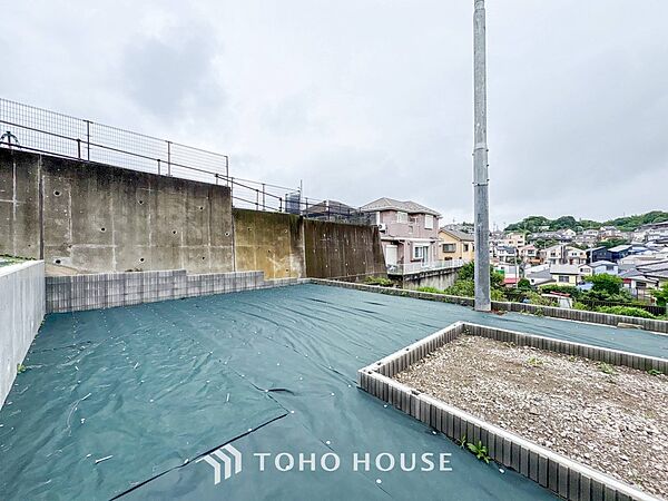忙しく過ぎゆく日常を置き去るほど、ゆったりした時間が流れる住環境。