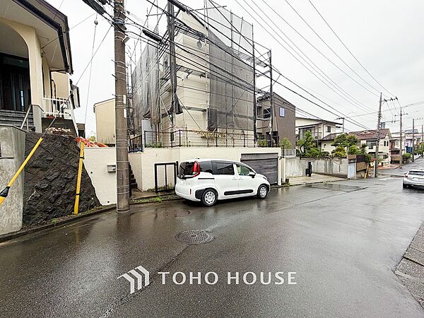 落ち着きのある閑静な住宅街。きっとここからご家族のかけがえのない想い出が作られることでしょう。