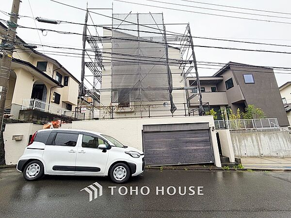忙しく過ぎゆく日常を置き去るほど、ゆったりした時間が流れる住環境。
