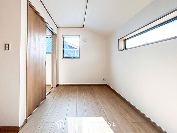 環境の良い場所にセンス良く暮らしたい、こだわりの室内には至福のシーンが繰り広げられます。