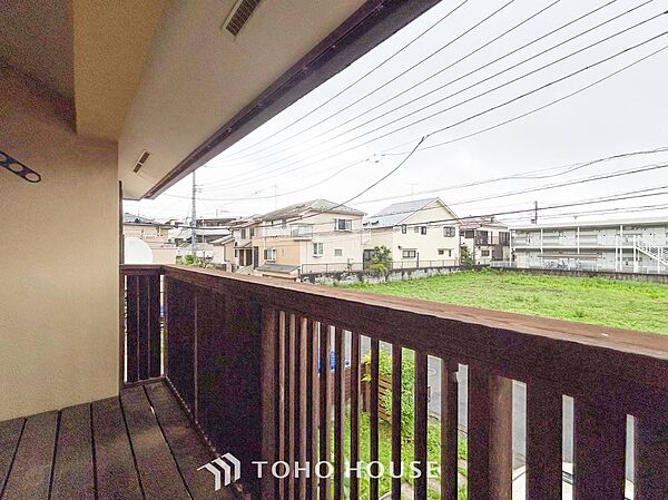 開放的で気持ちの良い眺望と青い空を満喫できます。