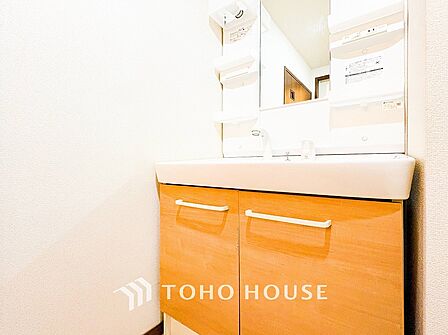 ご家族の1日が始まり、1日の終わりを締めくくる洗面空間。