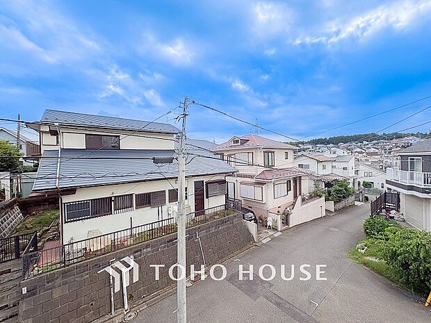 開放的で気持ちの良い眺望と青い空を満喫できます。