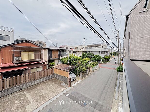 開放的で気持ちの良い眺望と青い空を満喫できます。