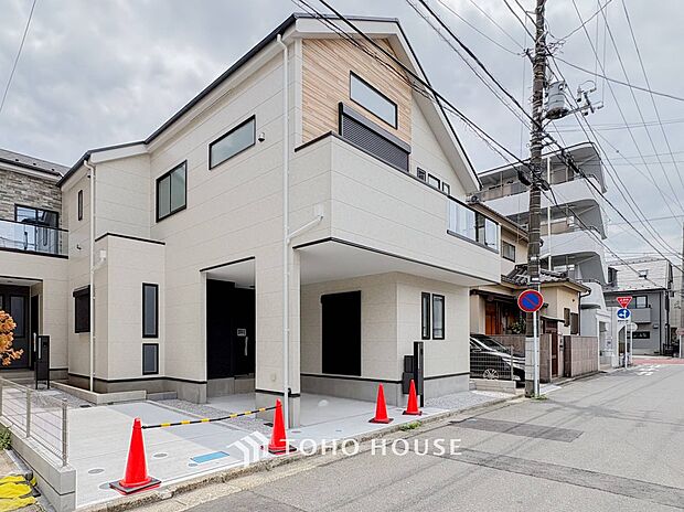 閑静な住宅街の一角、ひと時のくつろぎが生まれ、ゆっくりと愛着が育まれていきます。