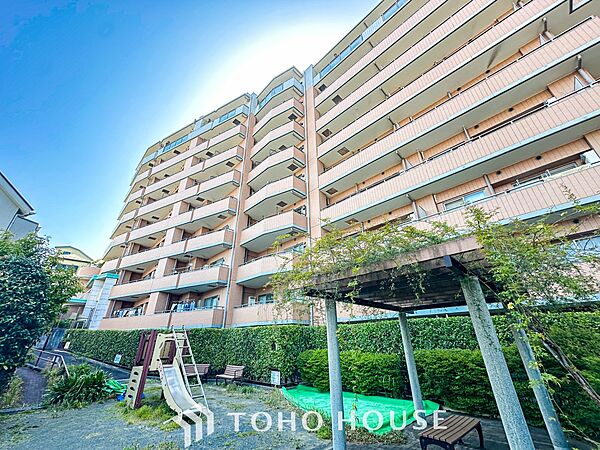 時間のゆとりと空間、爽やかな陽光がもたらす光と風を贅沢なまでに感じる暮らしが始まります。