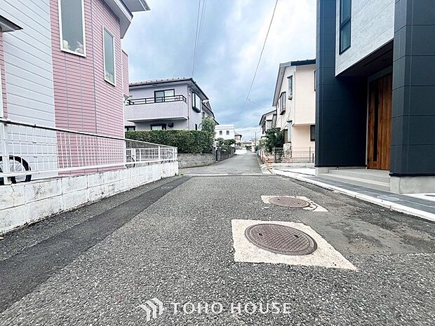 落ち着きのある閑静な住宅街。きっとここからご家族のかけがえのない想い出が作られることでしょう。