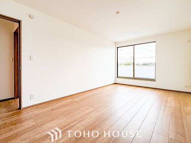 一日の疲れをいやしてくれる主寝室。自分時間を快適に過ごすプライベートルーム。