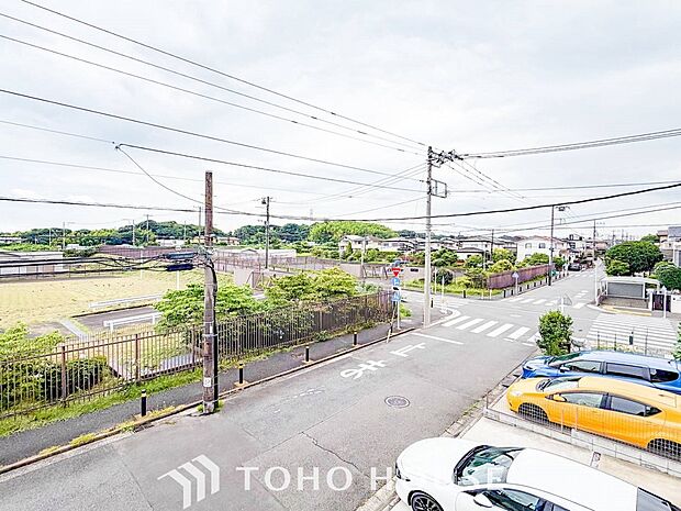 開放的で気持ちの良い眺望と青い空を満喫できます。