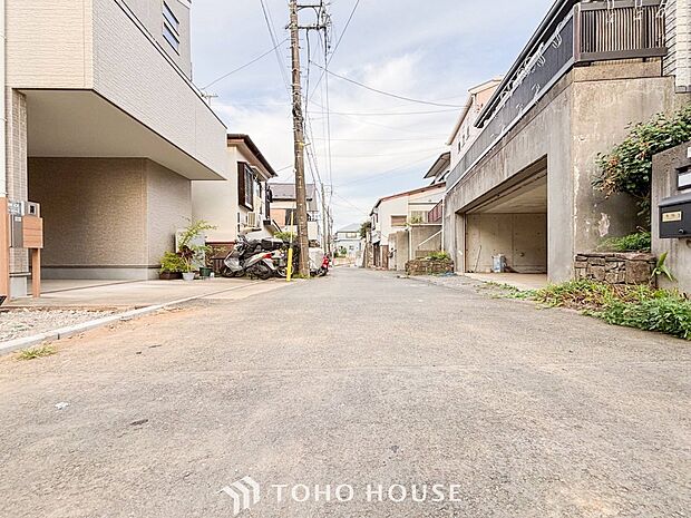 落ち着きのある閑静な住宅街。きっとここからご家族のかけがえのない想い出が作られることでしょう。