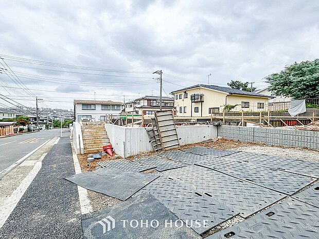 落ち着きのある閑静な住宅街。きっとここからご家族のかけがえのない想い出が作られることでしょう。