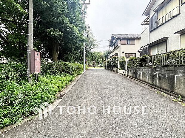 忙しく過ぎゆく日常を置き去るほど、ゆったりした時間が流れる住環境。