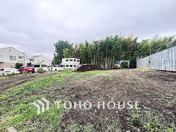 閑静な住宅街の一角、ひと時のくつろぎが生まれ、ゆっくりと愛着が育まれていきます。