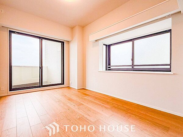 1日の疲れを癒し、心地よく寛げるようゆったりとした広さを確保しています。