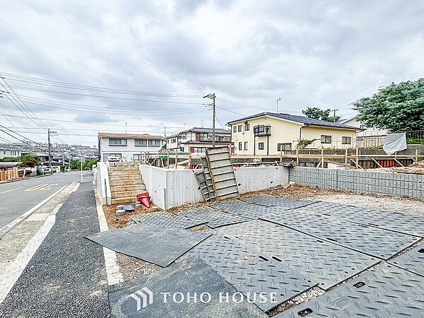 落ち着きのある閑静な住宅街。きっとここからご家族のかけがえのない想い出が作られることでしょう。