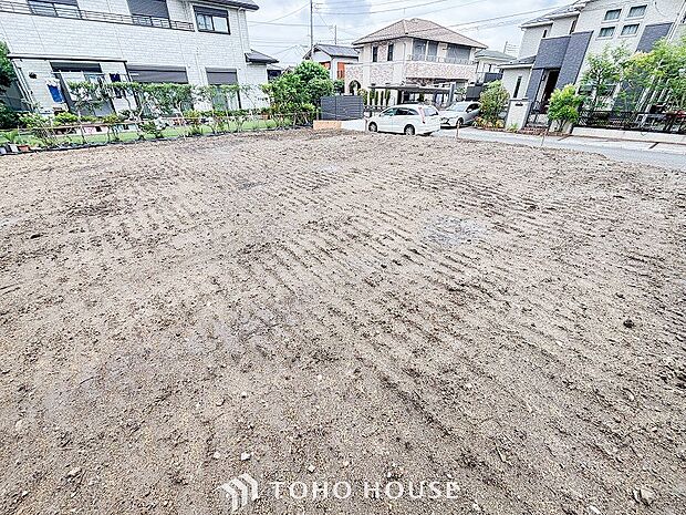 閑静な住宅地で小さなお子様がいるご家族にも安心な住環境が魅力です。