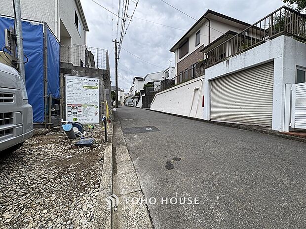 忙しく過ぎゆく日常を置き去るほど、ゆったりした時間が流れる住環境。