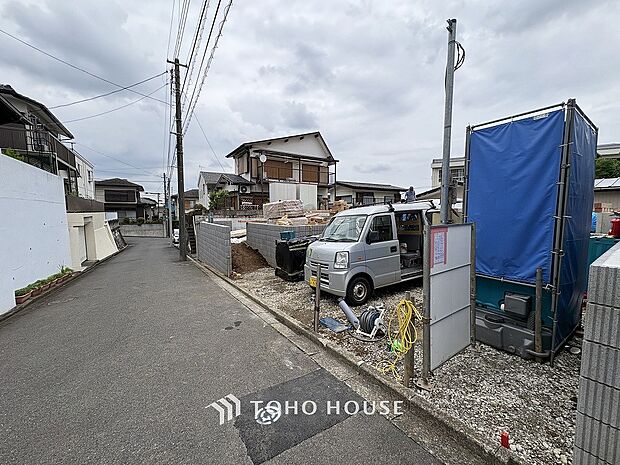 表現された空間は豊かな光と風を纏い、暮らしの時間を豊かにしてくれます。