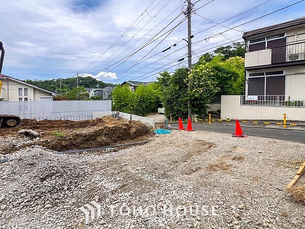 落ち着きのある閑静な住宅街。きっとここからご家族のかけがえのない想い出が作られることでしょう。