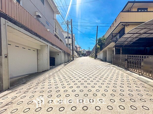 忙しく過ぎゆく日常を置き去るほど、ゆったりした時間が流れる住環境。