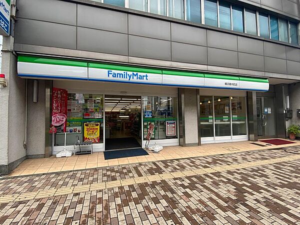 24時間営業ですので、急な買い物に便利です。