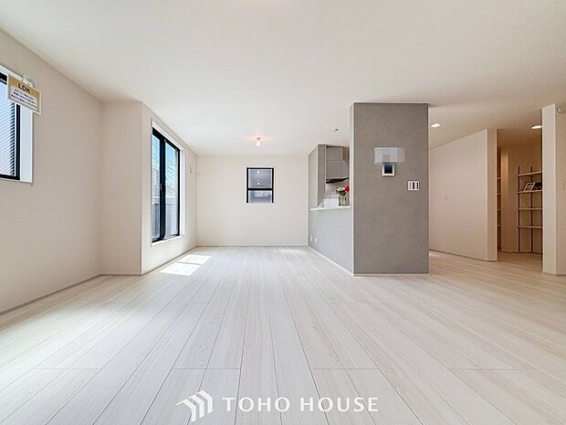 空気感という居心地の良いBGMは、暮らしのステージを彩り、心のやすらぎと満足感を与えてくれます。