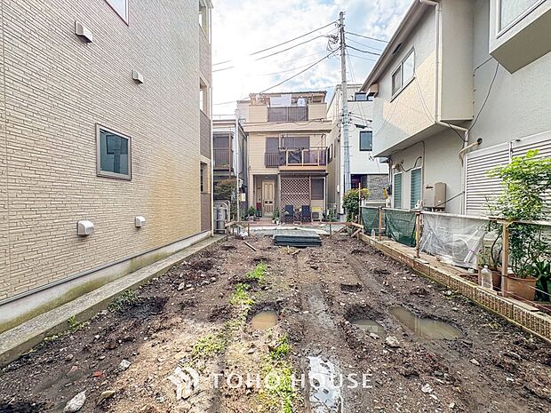 表現された空間は豊かな光と風を纏い、暮らしの時間を豊かにしてくれます。