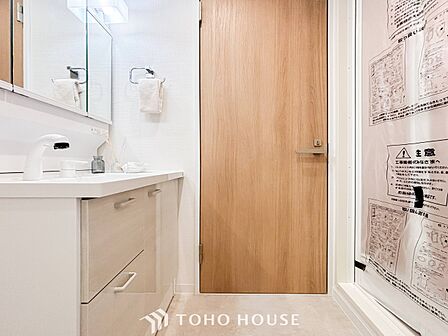 ご家族の1日が始まり、1日の終わりを締めくくる洗面空間。