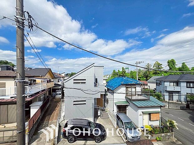 開放的で気持ちの良い眺望と青い空を満喫できます。