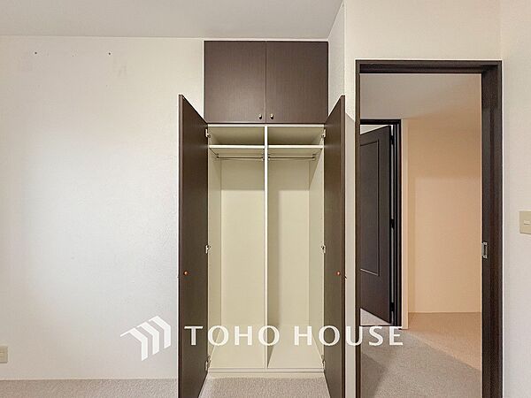 空間を余すところなく有効利用した収納は生活空間をより上質なものにしてくれるでしょう。