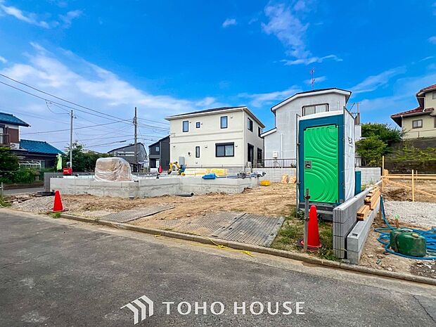 閑静な住宅地で小さなお子様がいるご家族にも安心な住環境が魅力です。