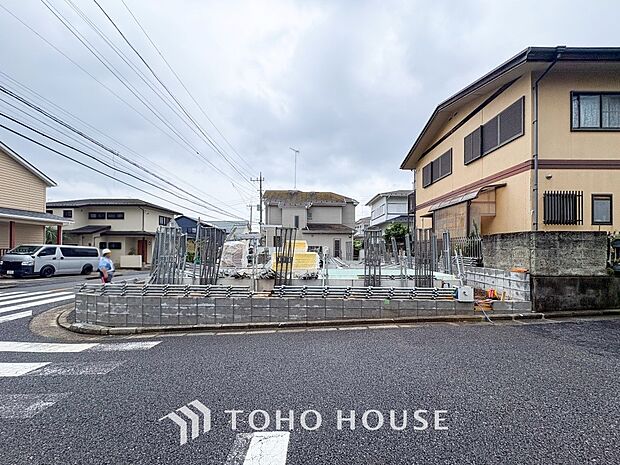表現された空間は豊かな光と風を纏い、暮らしの時間を豊かにしてくれます。