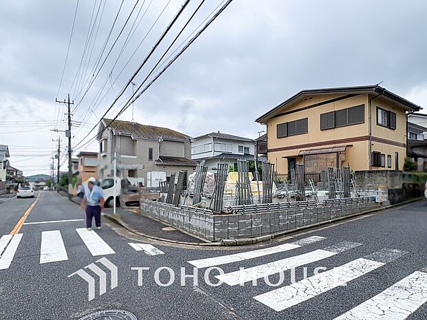 閑静な住宅地で小さなお子様がいるご家族にも安心な住環境が魅力です。