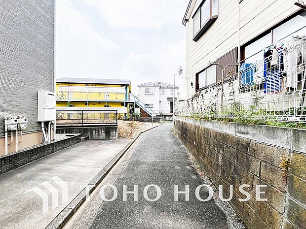 忙しく過ぎゆく日常を置き去るほど、ゆったりした時間が流れる住環境。