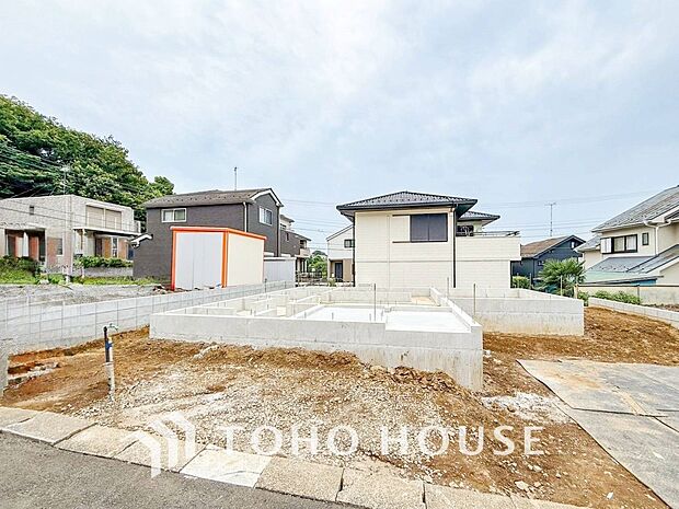 閑静な住宅地で小さなお子様がいるご家族にも安心な住環境が魅力です。